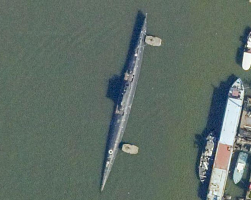 El submarino ruso S-80 en los mapas de Turismo Google